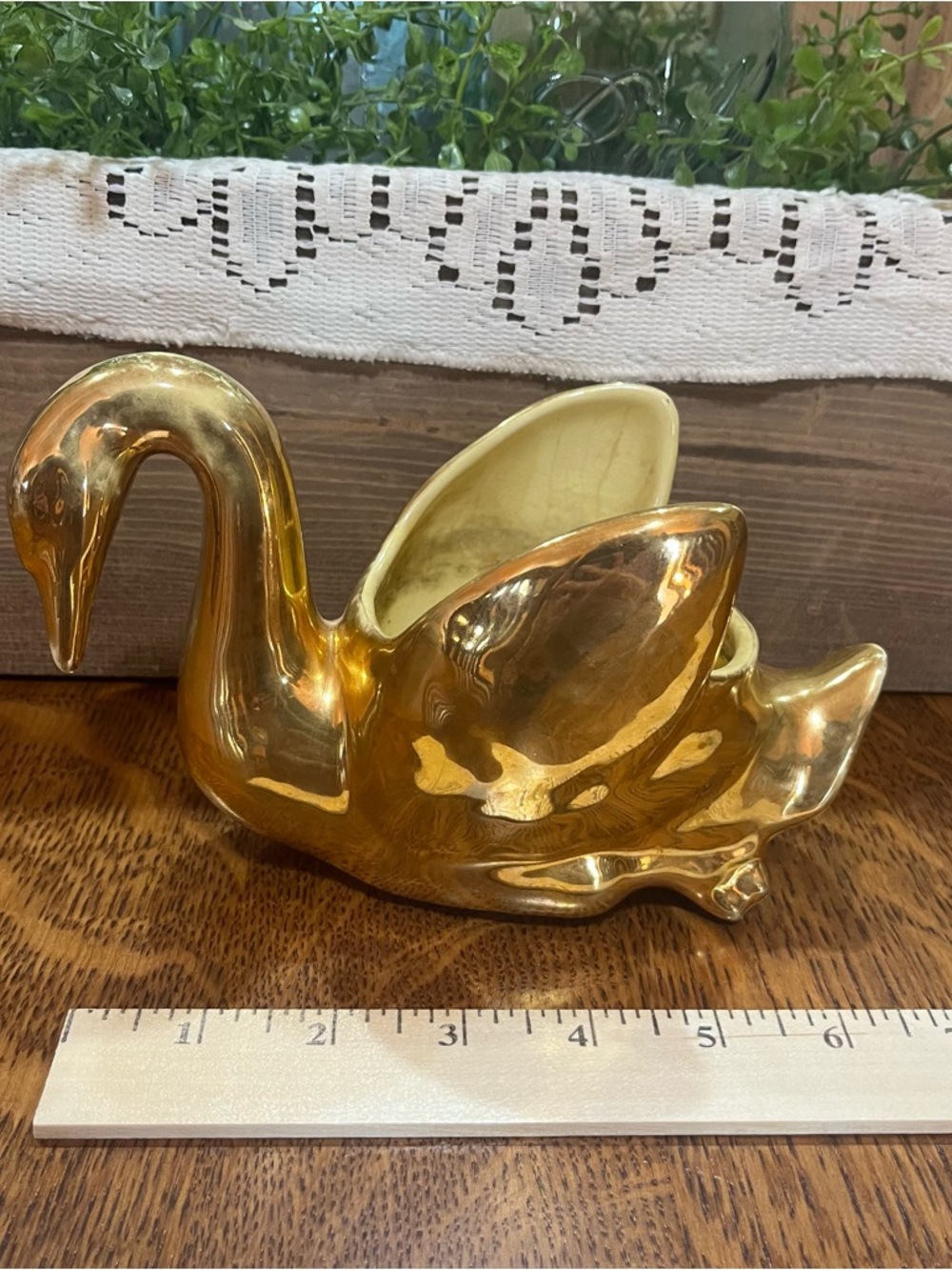 Vintage gold swan planter decor cottage core grandma core - Picture 9 of 9